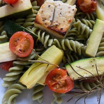 Healthy summer baked feta and courgette pasta